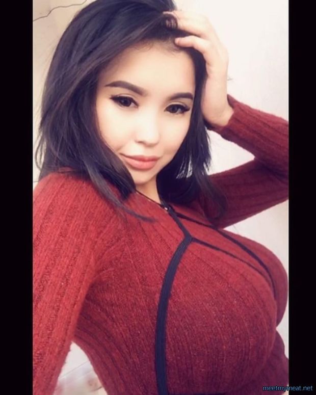 stunning babe