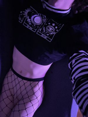 Sexy boi body selfie