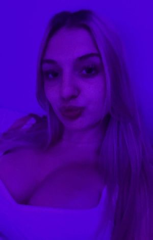 Keyra purple light massive boobs