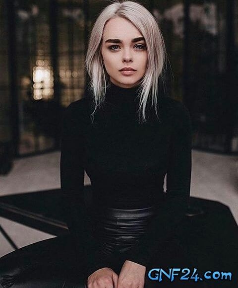 She's so damn stunning