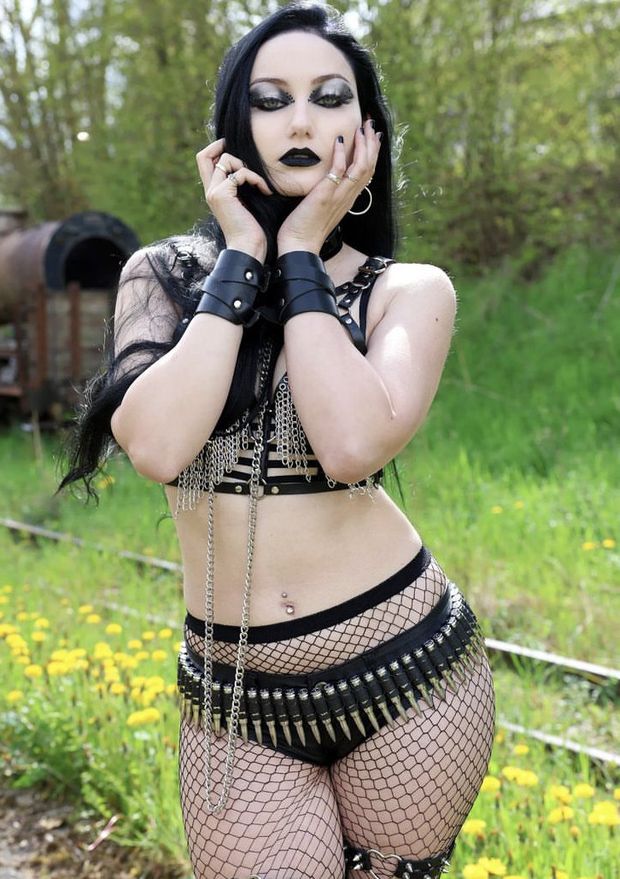 Alt Beauty Persephone99 (31)