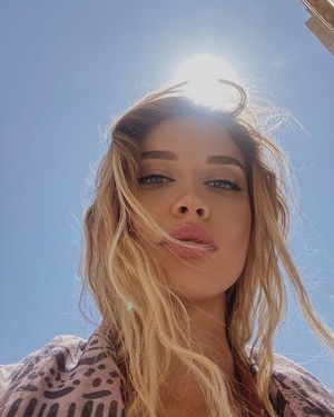 Turns out that cute chick from work you decided to confront hits hard. Really hard. Now she's waiting for you to get up.