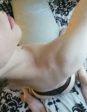 Amateur Twink Wearing Thong Selfie Nude