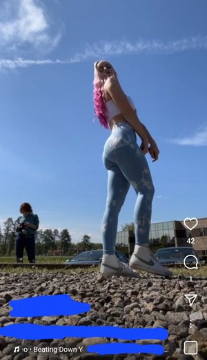 Perfect shape taking these shots for her 42 likes