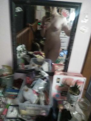 Gf mirror pic, what you think