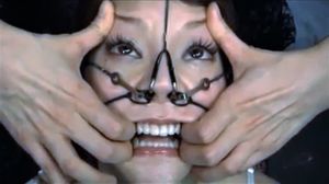 pig face wide open eyes and mouth