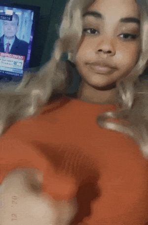 Iris Black "The Queen of Titty Drop"