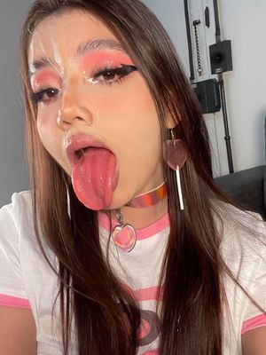 Cum on face