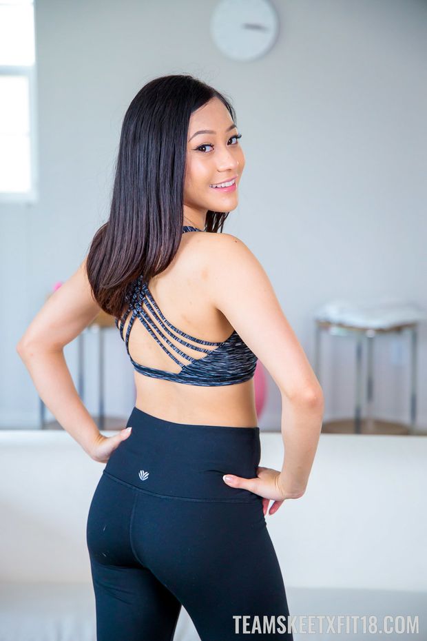 Naughty GF: Casual Ass (Athletic)