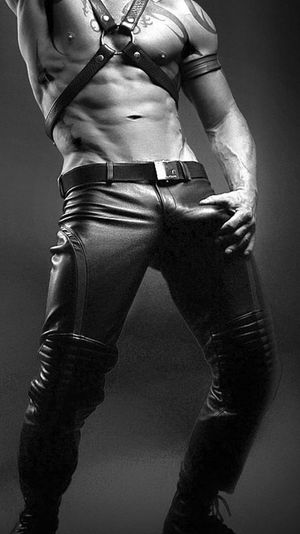 Leather bulge