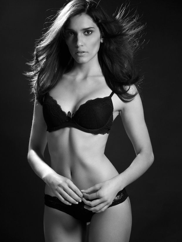 Claudia Kiss, Praxgirl