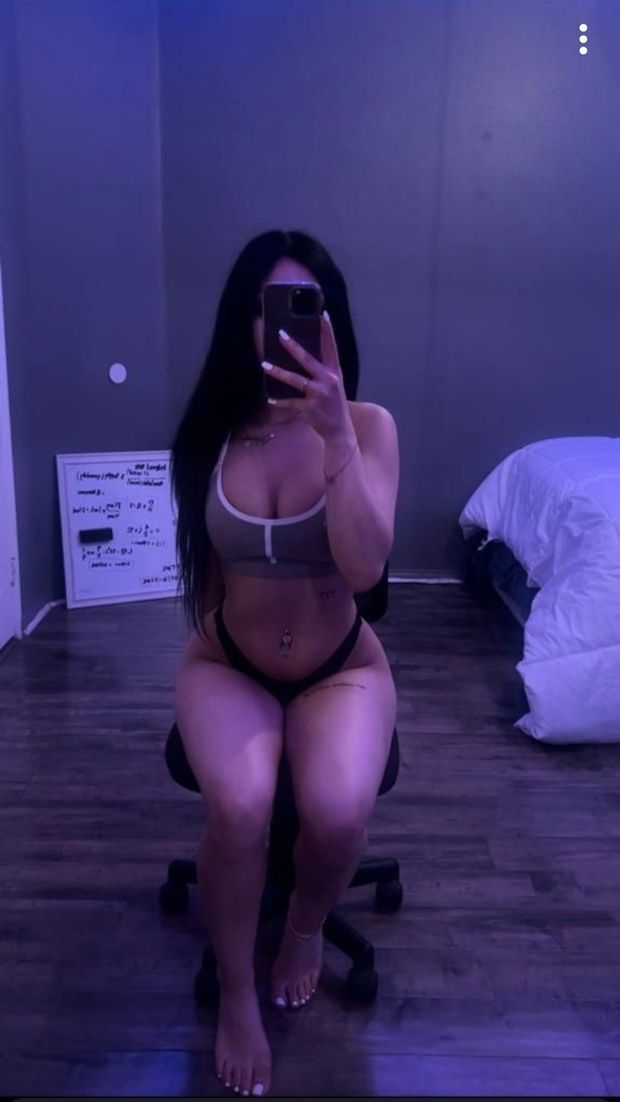 Sexy Babe