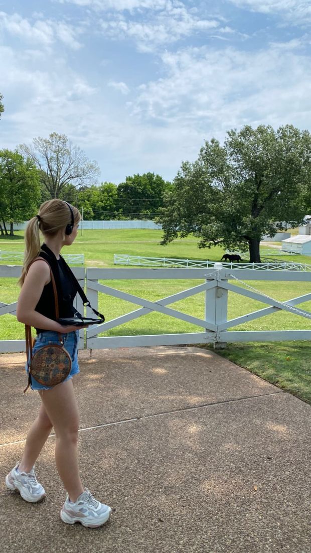 daddy took a creepshot of me