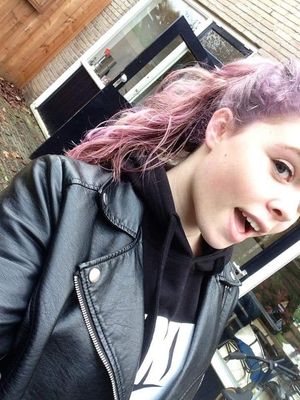 OMG guys, listen!! i just sucked him off in the alley, ooops xD