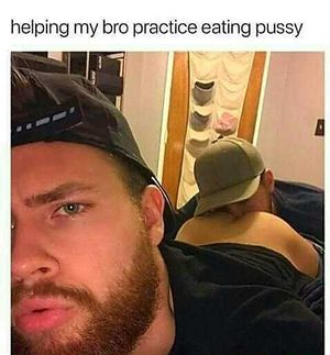 helping my bro practice eating pussy