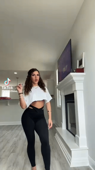 @kinzi3boo