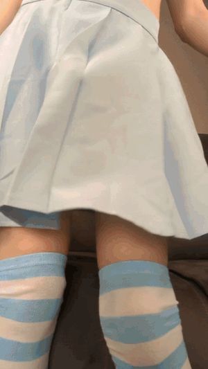 Caught by the neighbour