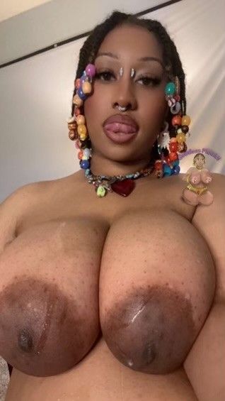 Ebony udders