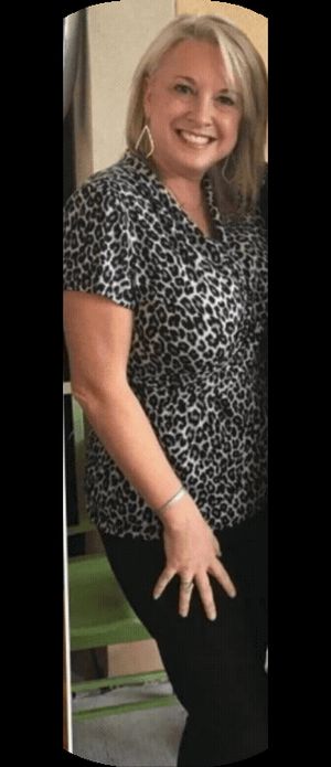 cute mature wife hiding sexy big breasts under those clothes