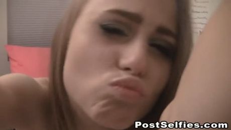 Slim Babe Fingering Her Wet Pussy