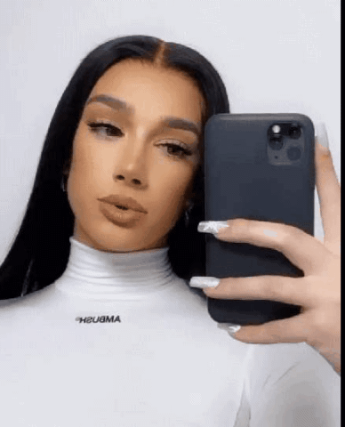 James Charles Makes A Pretty Gurl
