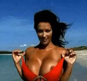 BIG TITS BIKINI FLASH