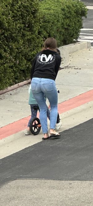 Fine asses out and about