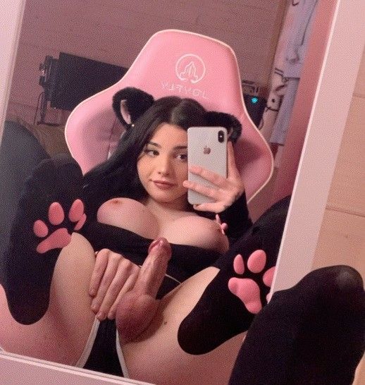 Gorgeous babe with a gorgeous cock