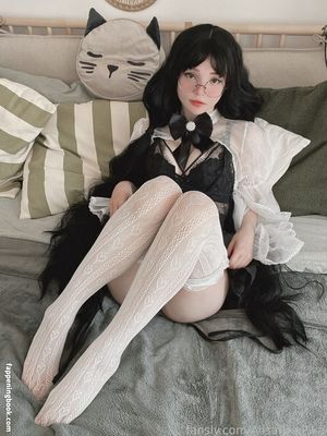 lacey thigh highs