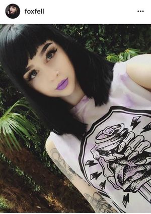 Amanda Alice (@foxfell)