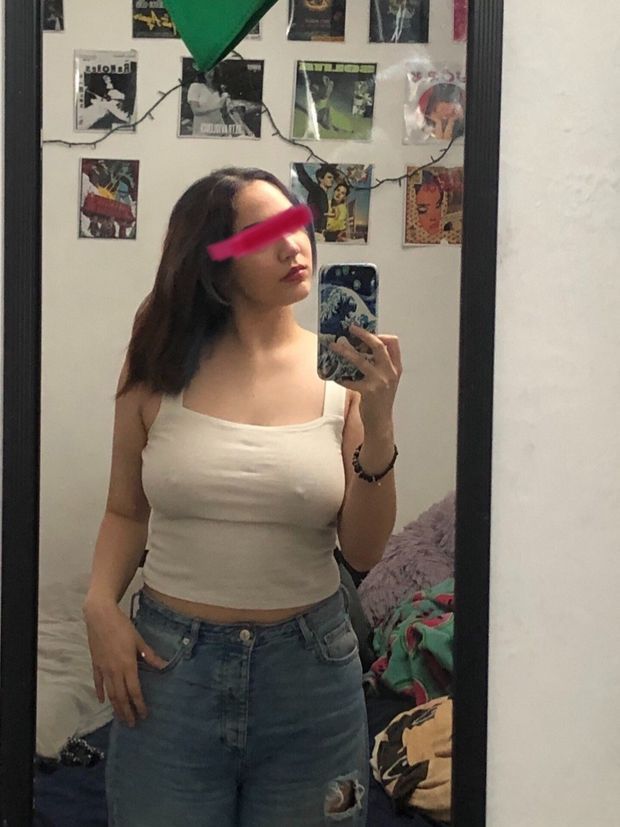 Alexia con tetas increíbles