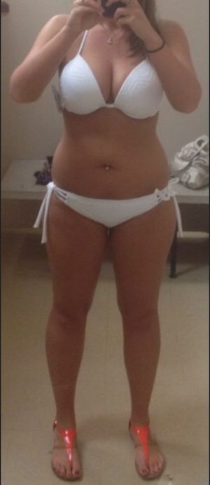 curvy mom in sexy white bikini selfie