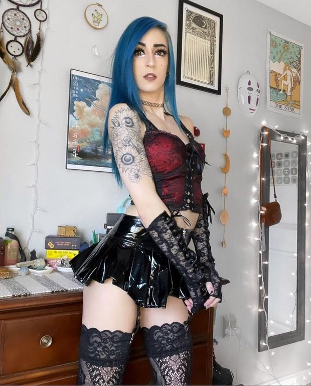 Hot bitch