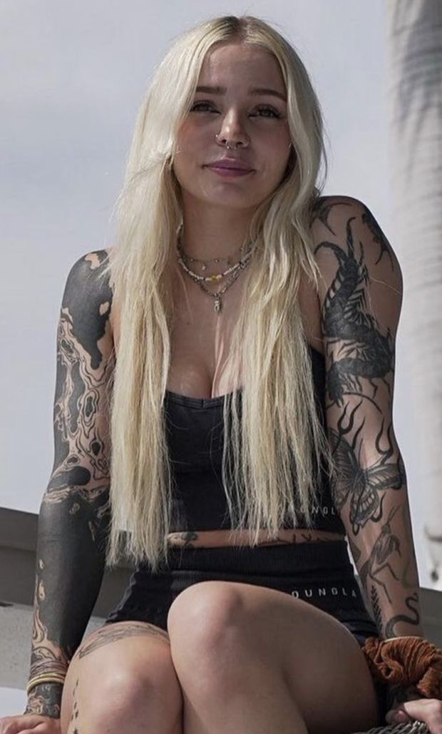 Hot boobs