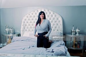 In a dream, a bed should be shared with her.