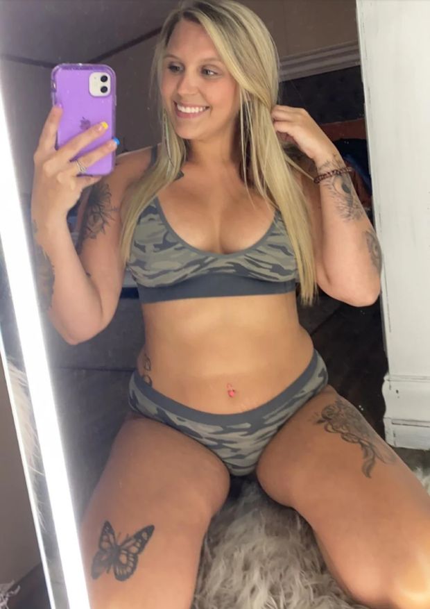 hot body milf in camo undies
