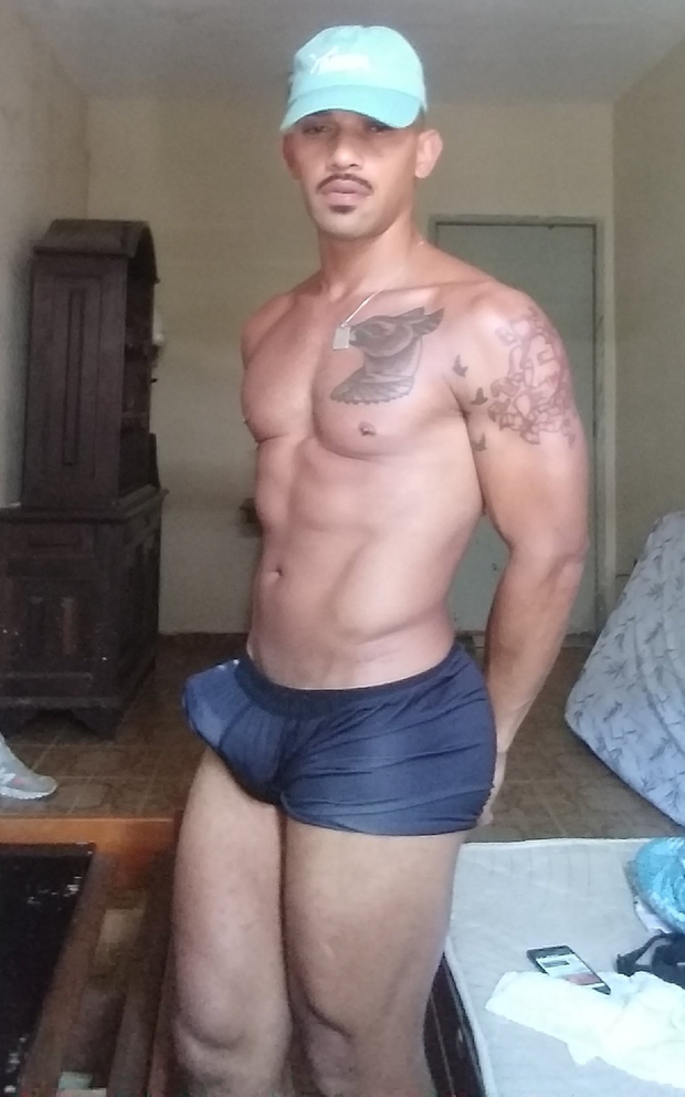 Bulging boyshorts