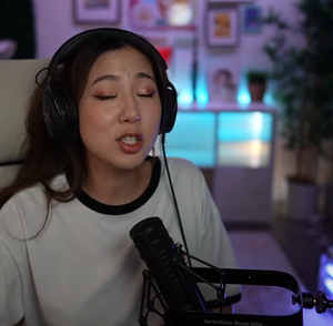 Fuslie (Streamer) - Eyes Closed
