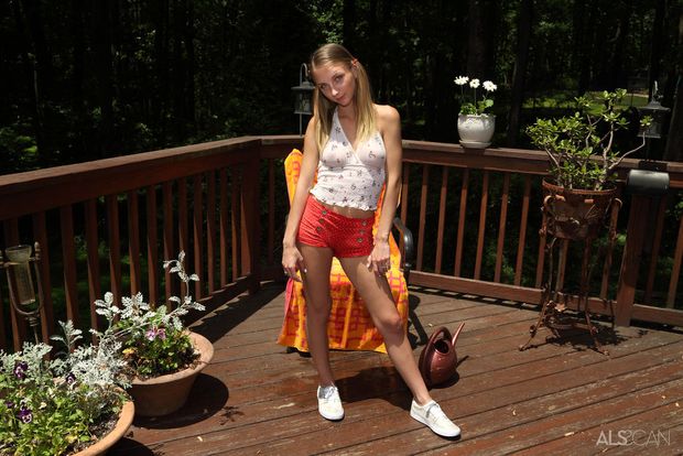 Naughty GF: Casual Shorts