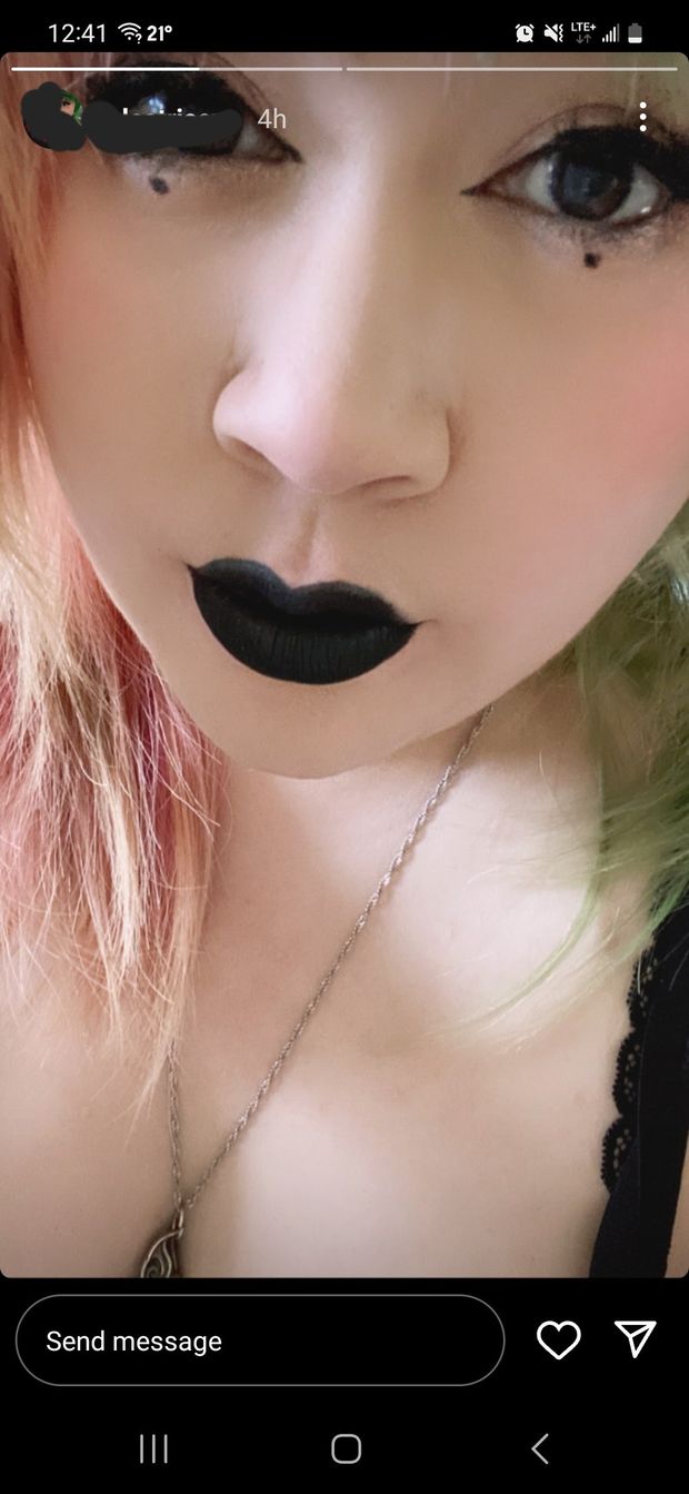 Slutty doll