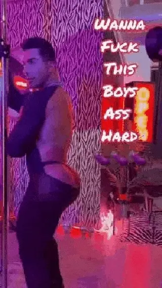 Want that Bubblebutt wrapped around my cock poisoneyez