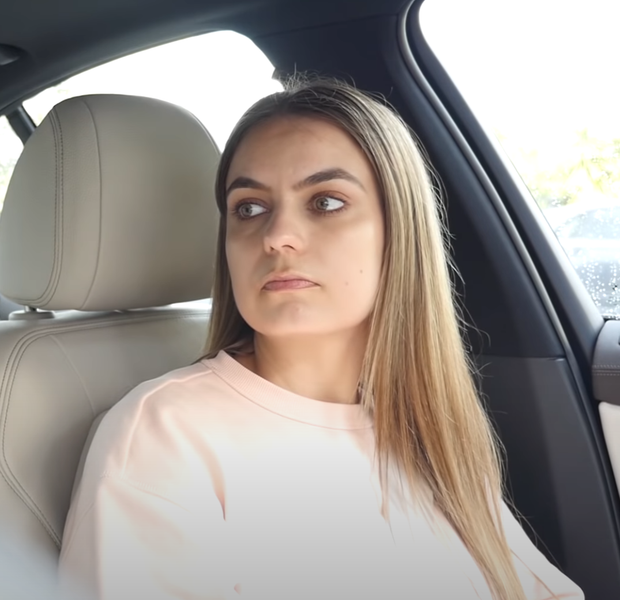 Kate Martineau (YouTuber) - Side Shot In Car