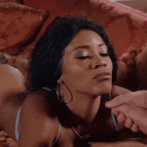 Kiki Minaj Cumshot Tutorial: “Slowly lean in, open ya mouth, and wear the facial.”