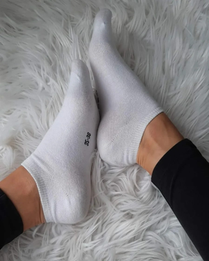 Perfect feet with perfect owner...