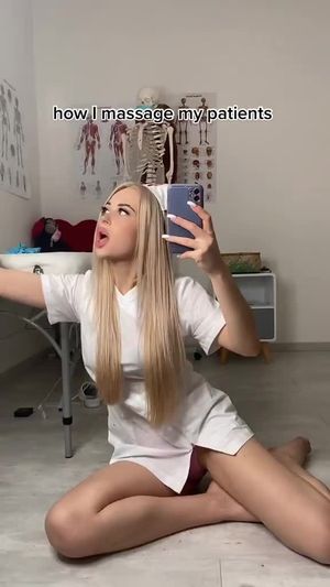 Blonde nurse bitch Sunny Amy