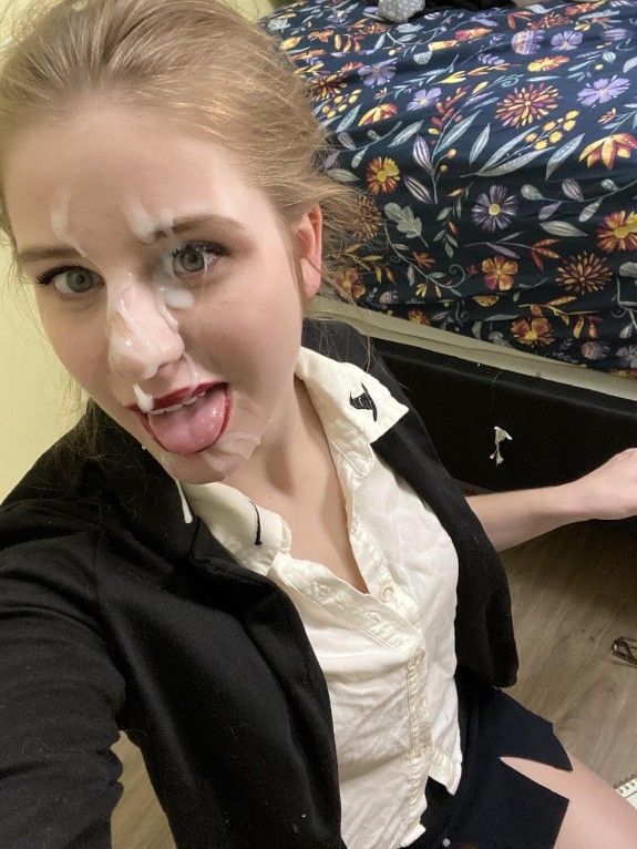 Quick cum on her face after collage exam