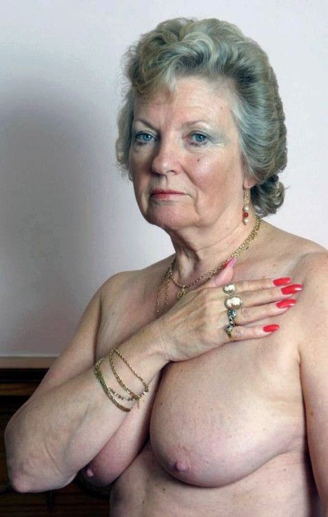 Granny nude pics