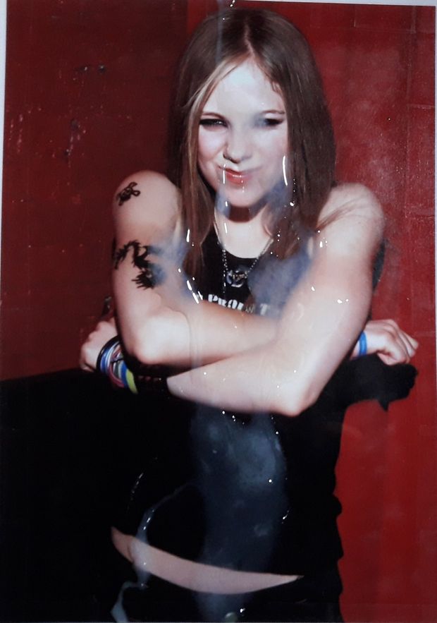 Beautiful princess Avril Lavigne covered