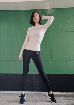 ClickForTaz (YouTuber) - Running Gear Outfit