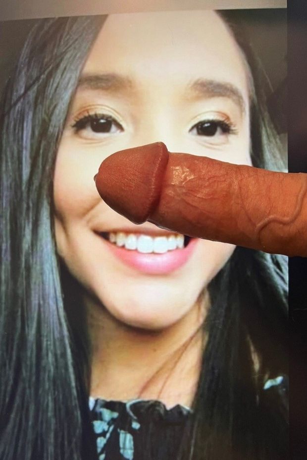 Smile for a cumtribute